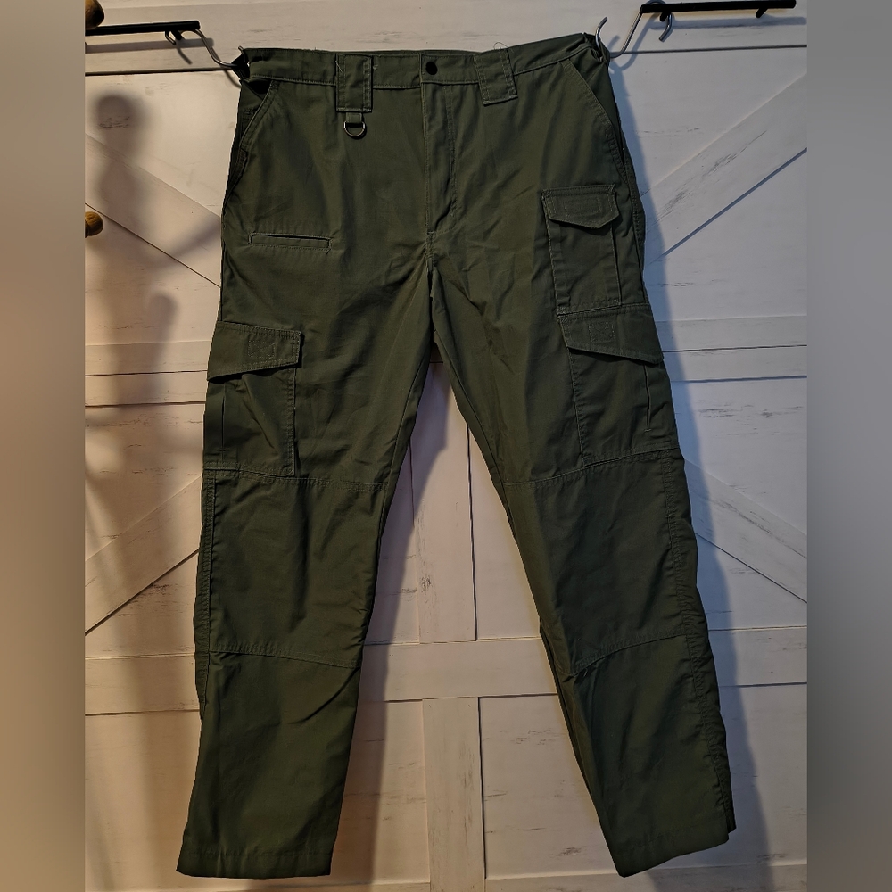 Propper Tactical Cargo Pants Green. New!